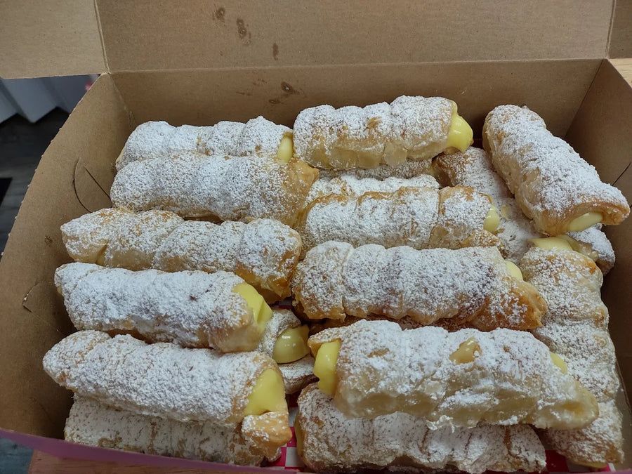 Tornillos (Bavarian Pastry)