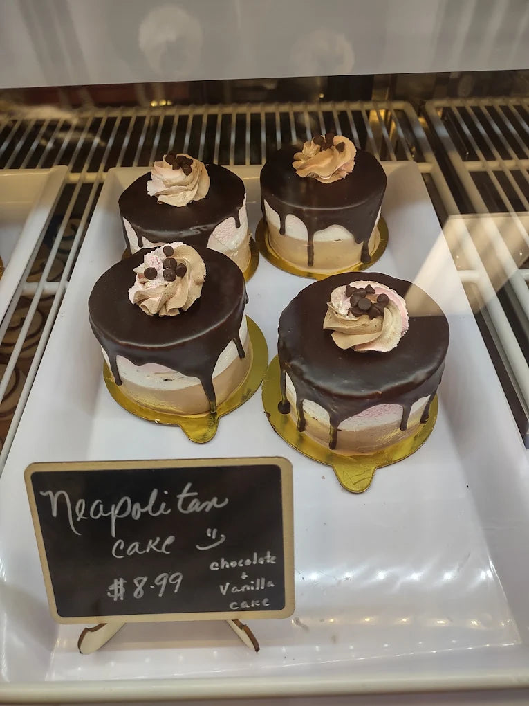 Neapolitan Cake